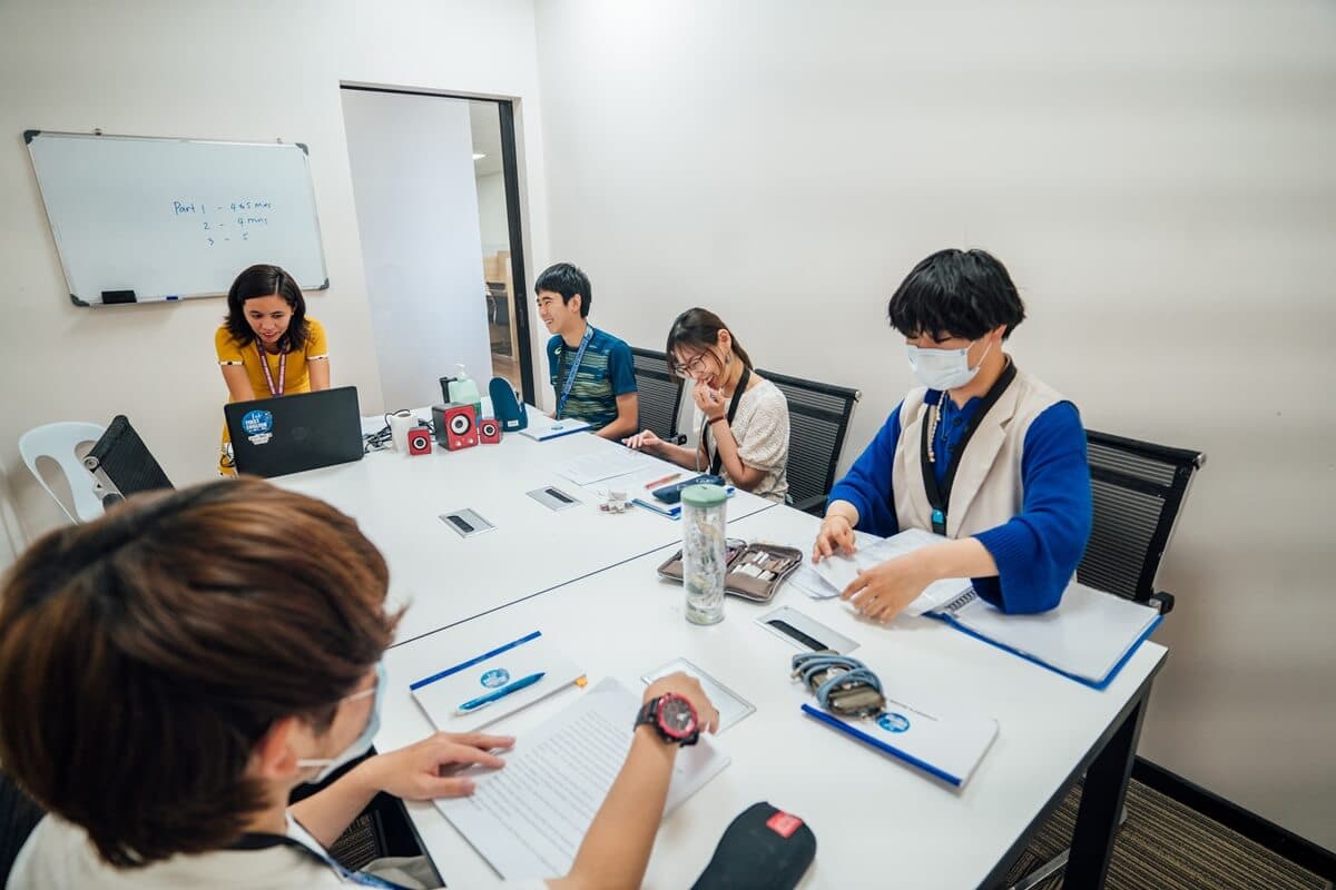 First English Global College_5.jpg