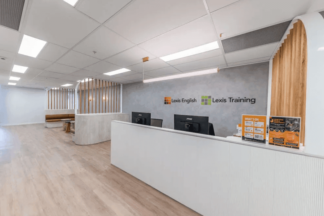 Lexis English Brisbane_2.png