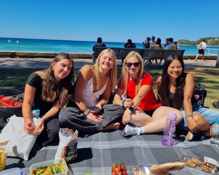 Lexis English Sydney_3 (1).jpg