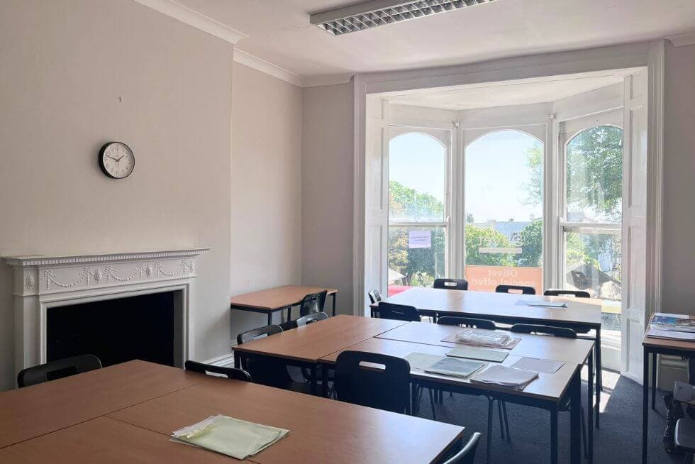 Oxford International, Brighton_2.jpg