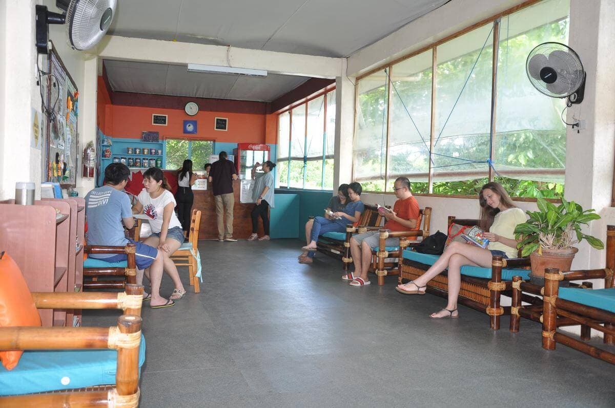 Paradise English_4.jpg