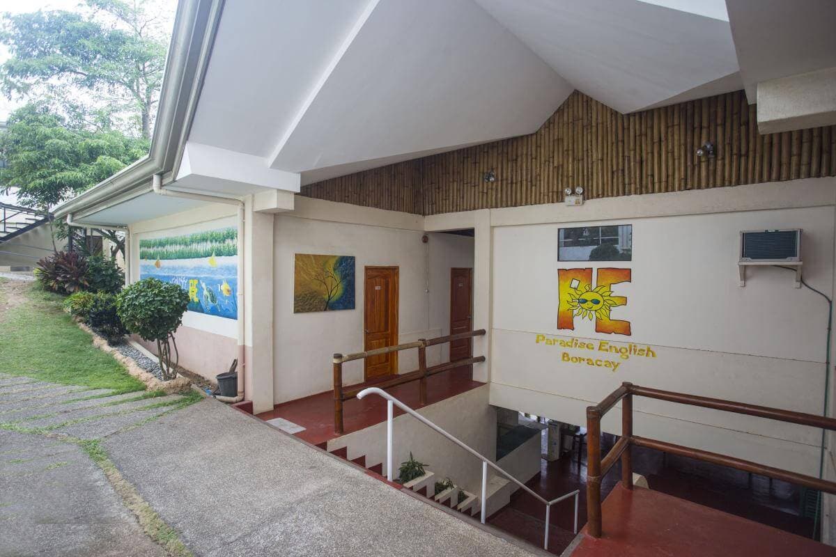 Paradise English_3.jpg