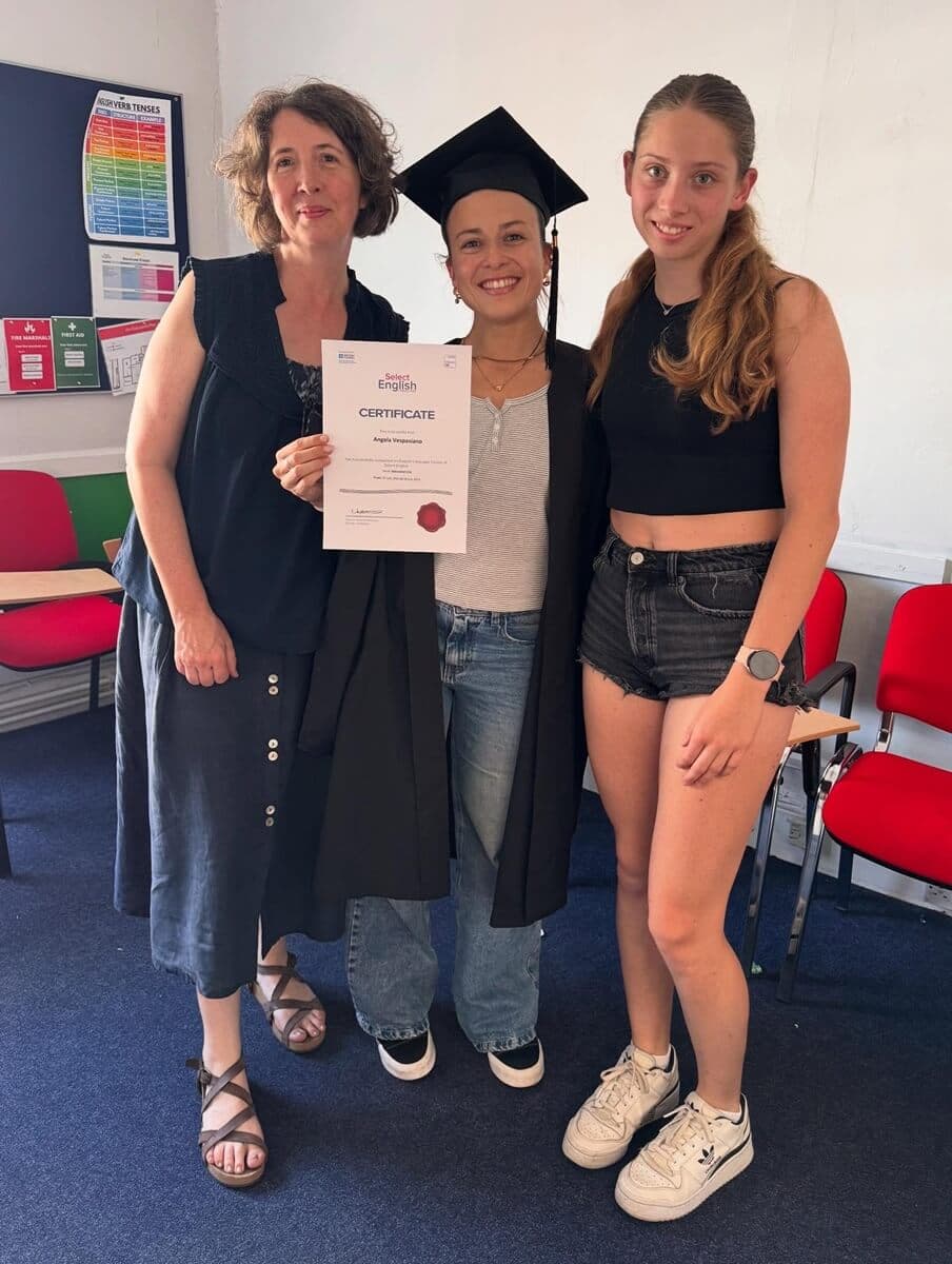 Select English Cambridge_3.jpg