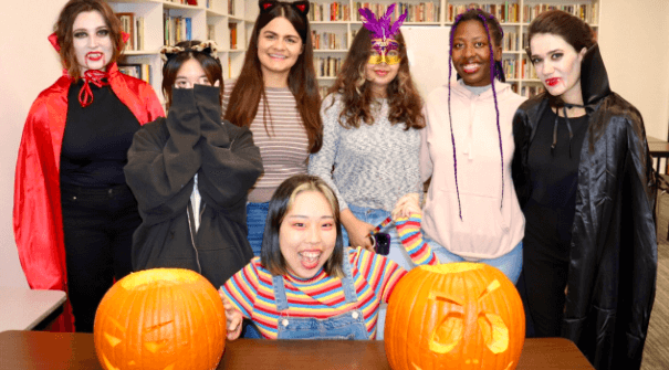 Aoi College of Languages_2.png