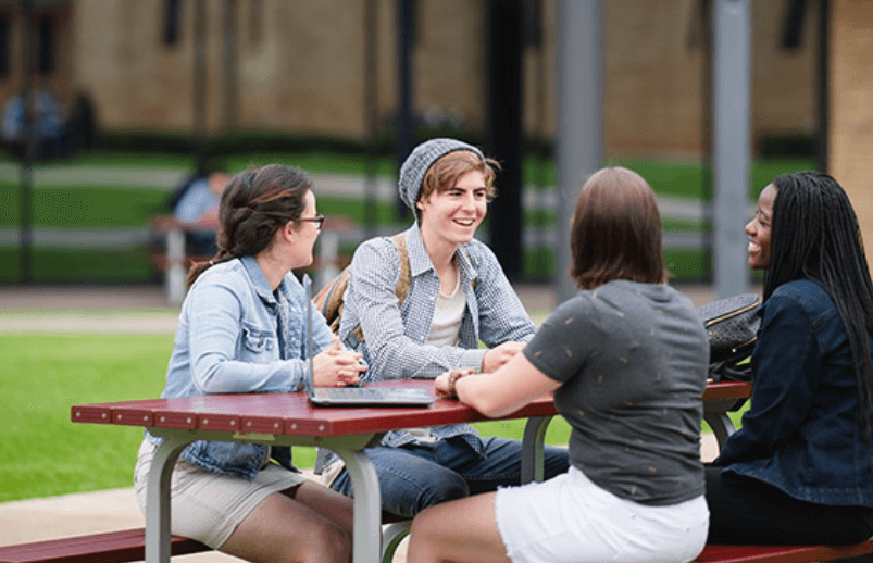 Australian Catholic University_2.png