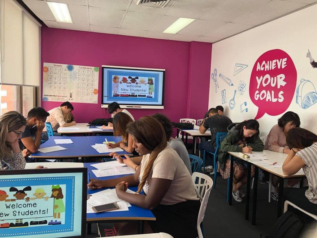 Barton International College_2.jpg