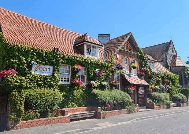 BEET Language Centre_5.png