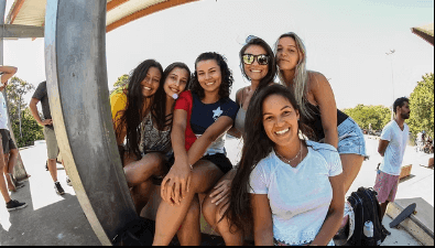 Burleigh Heads Language Centre_3.png