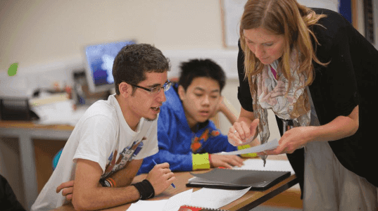 Cambridge Academy of English_4.png