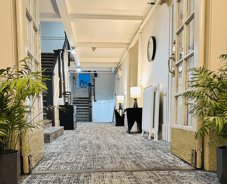 Canadian College of English Language_4.png