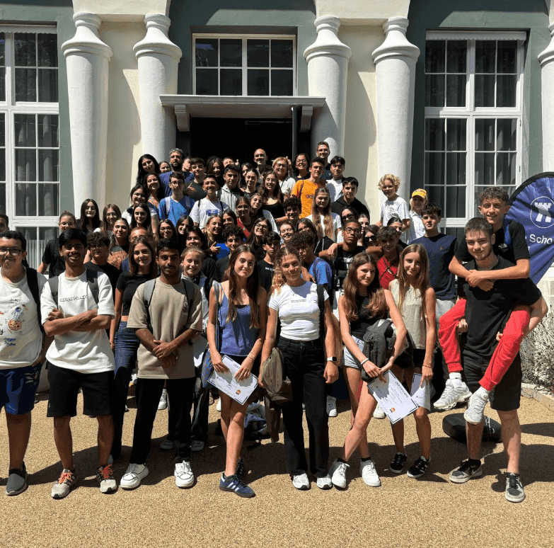 Castle School of English Brighton_5.png