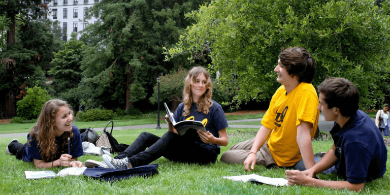 Converse International School of Languages_3.png