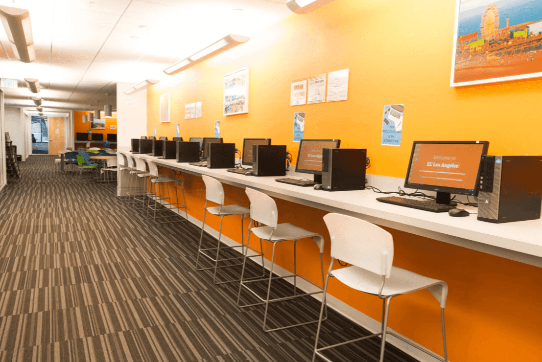 EC English Los Angeles_5.png