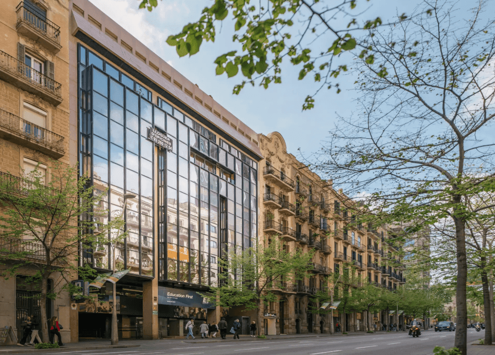 EF Barcelona_4 (1).png