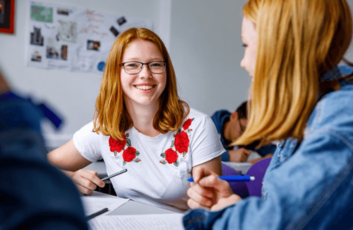 Europa School of English_5.png