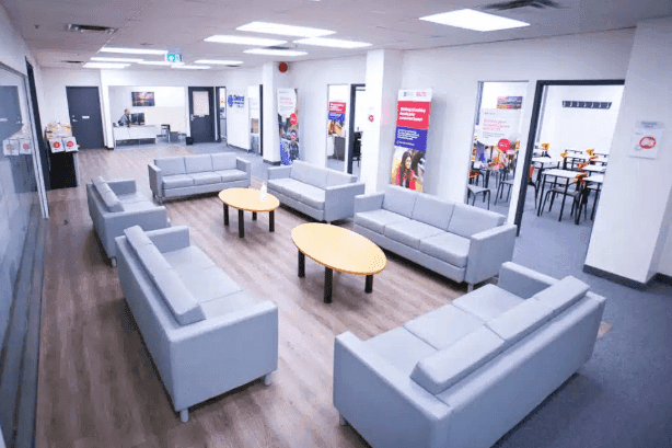 Oxford International, Toronto_2.png