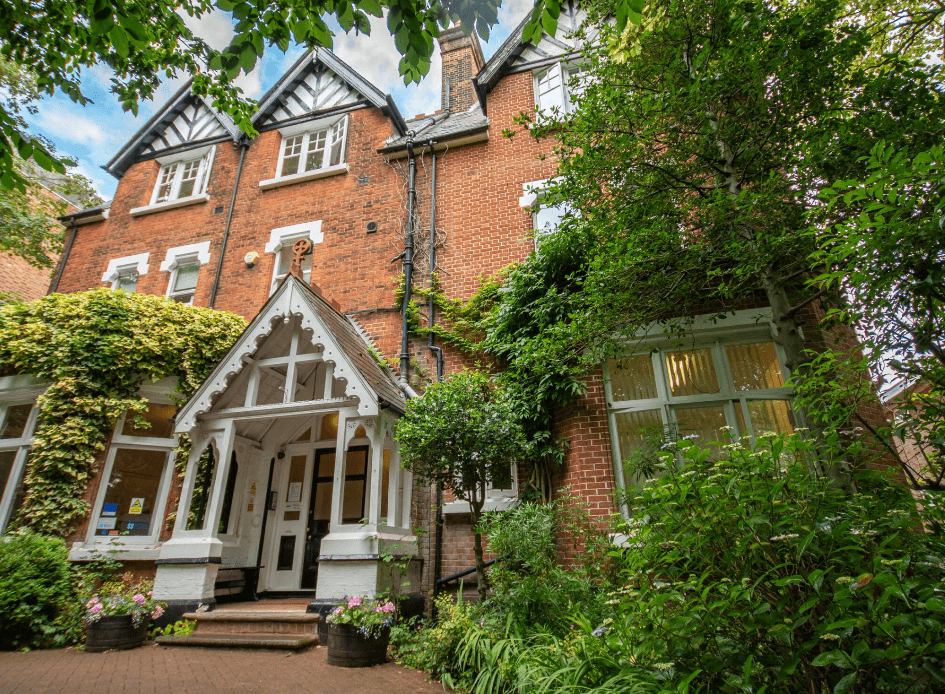 St Giles International London Highgate_2.png