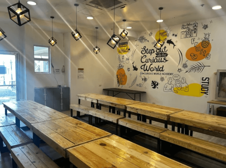 Curious World Academy_3.png